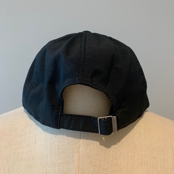 Under Armour Women’s Cap - Picture 3 of 5